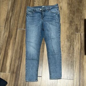 Old Navy Blue Skinny Jeans with Classic Denim Style